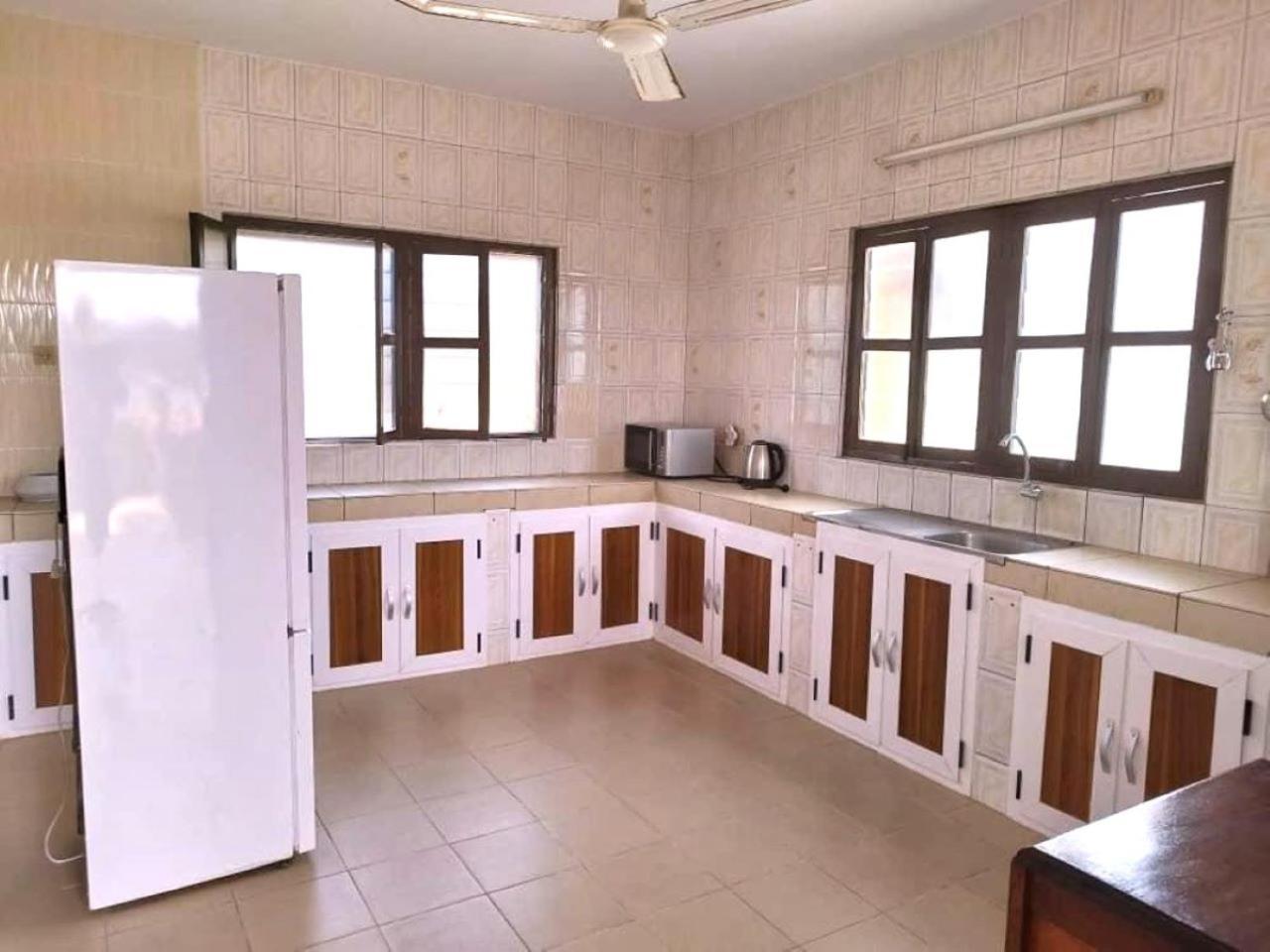 Rosalie'S Suites Lomé Kültér fotó
