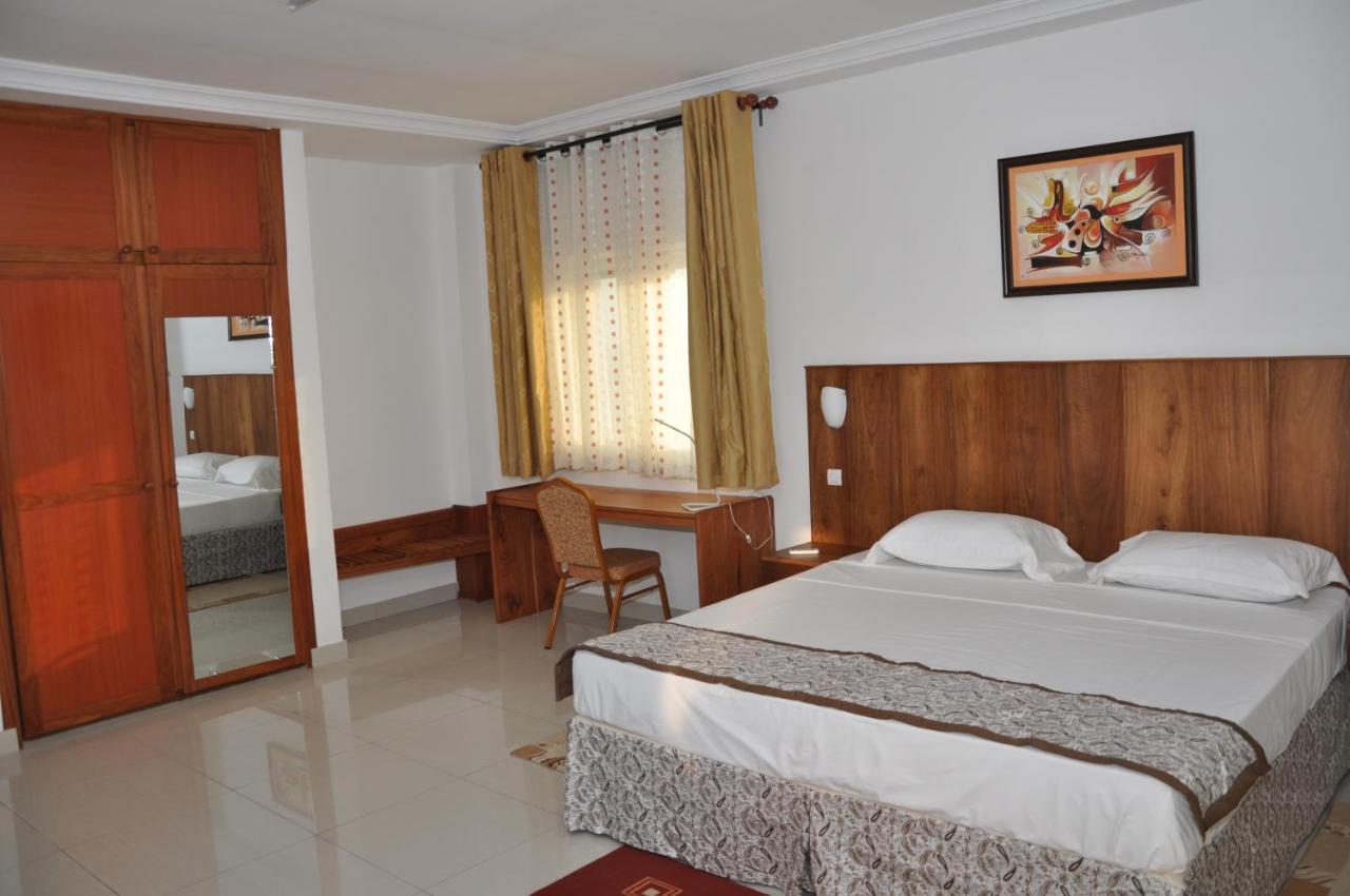 Rosalie'S Suites Lomé Kültér fotó
